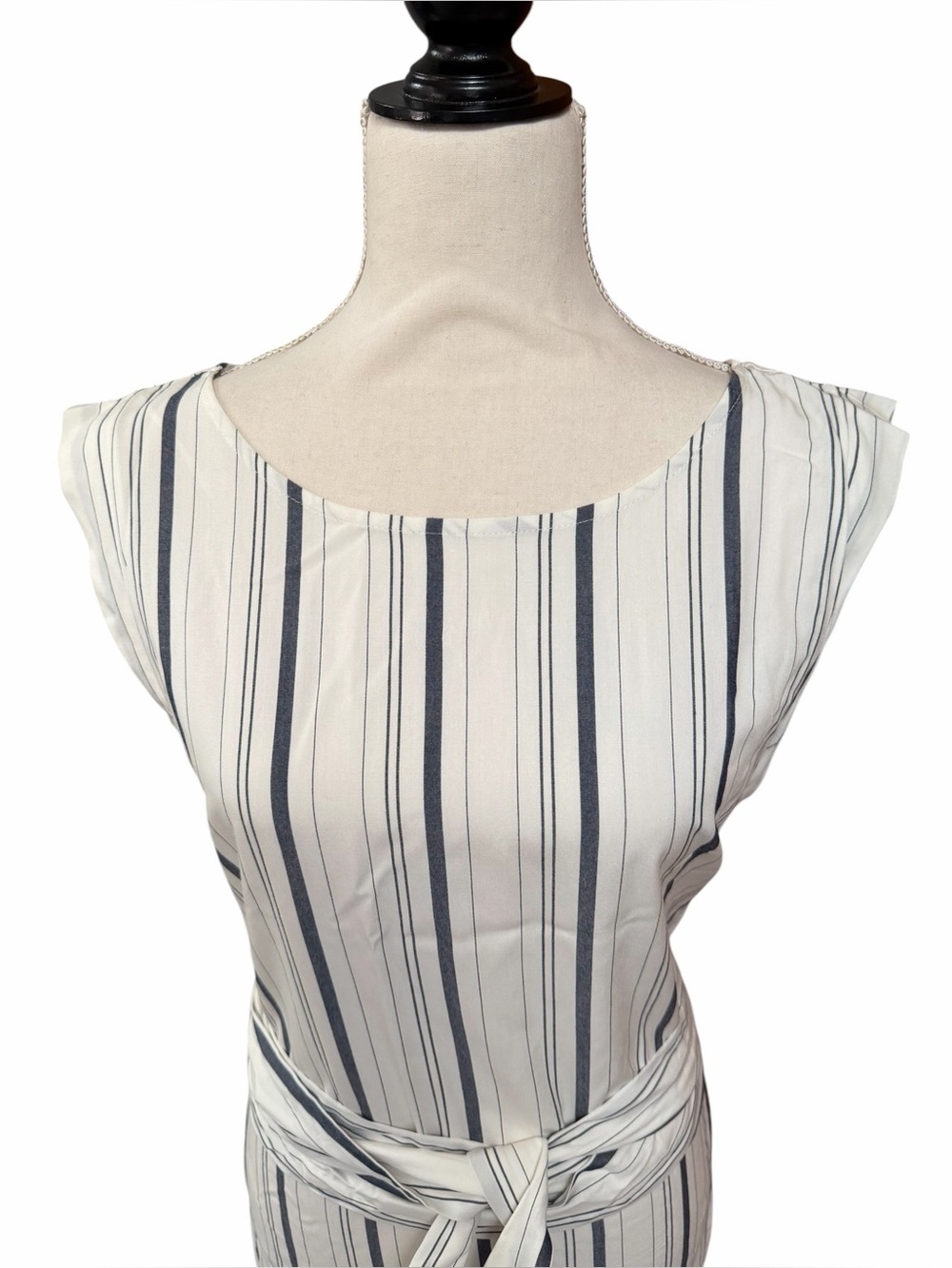 Cupcakes and Cashmere Ivory Stripe Tie Waist Midi Dress NWT M - Picture 4 of 16